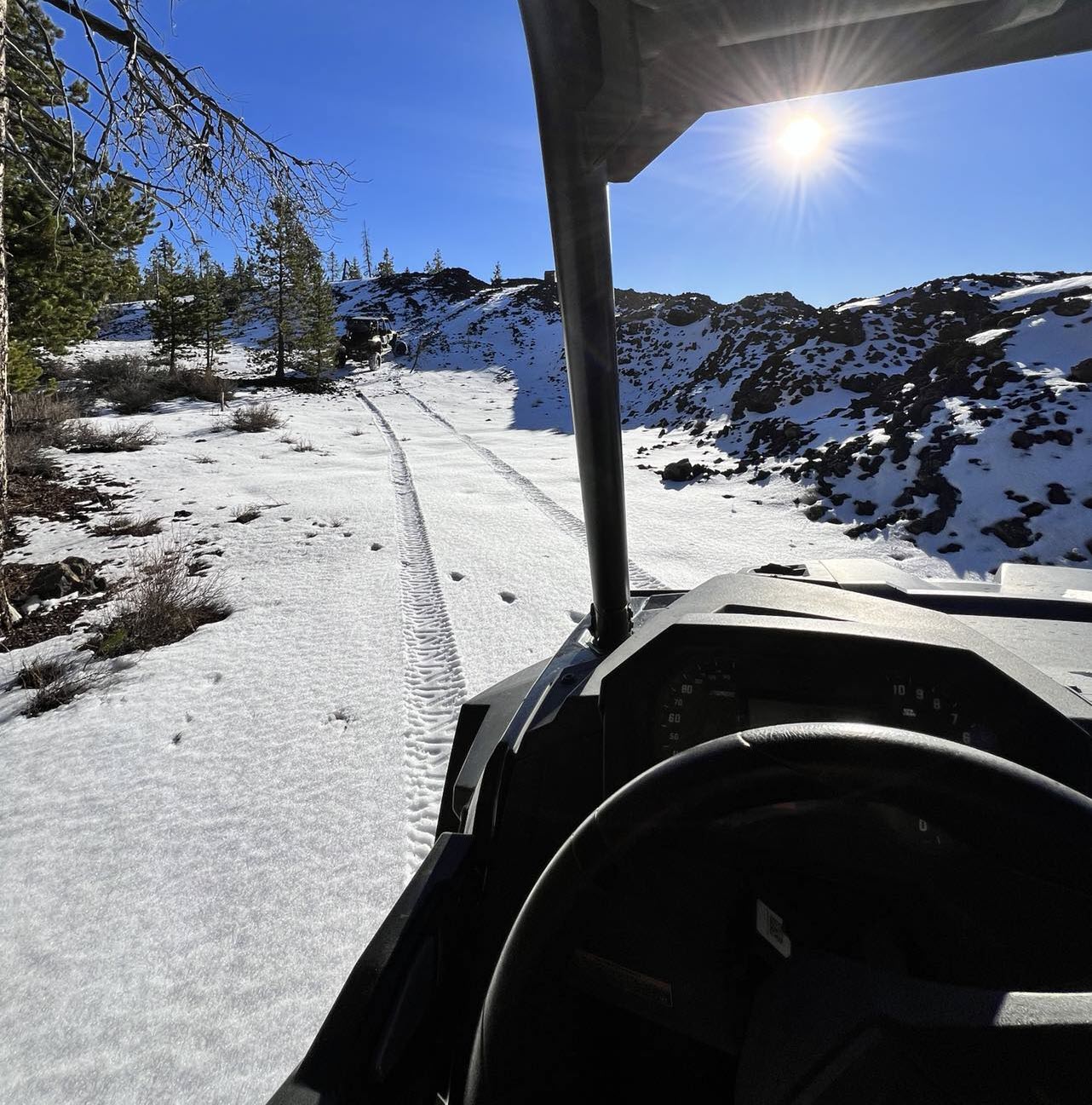 obsidian flow snow tours 2 hour snow mobiling